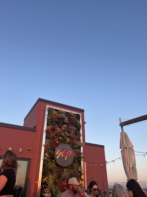 SCP Redmond Hotel by null