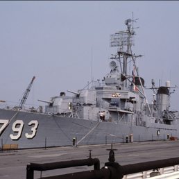 USS Cassin Young (DD-793) USS Cassin Young (DD-793)