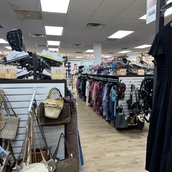 Uptown Cheapskate - Thrift Stores Near Me - Palm Harbor, Florida
