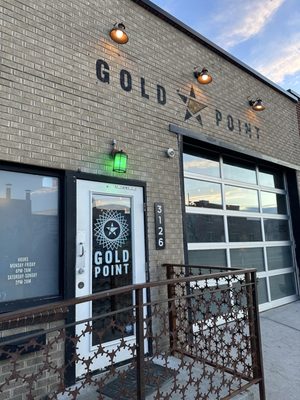 Gold Point by null