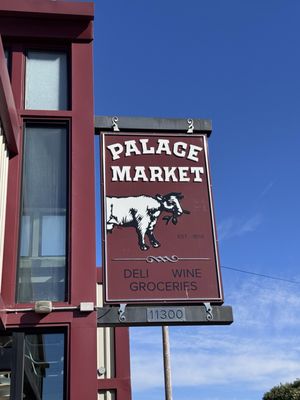 Palace Market by null
