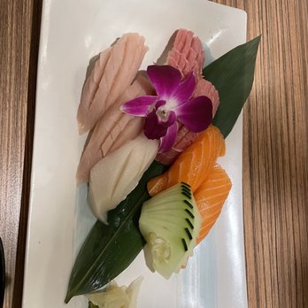 BluFish Sushi - Japanese Near Me - Glenview, Illinois BluFish Sushi - Japanese Near Me - Glenview, Illinois