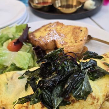 Kinaree Eatery - Hot Chili Bomb Basil Omelet with Tofu (instead of chicken) - Breakfast & Brunch Near Me - Irvine, California