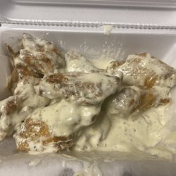 White Buffalo Bar and Grill - Ranch wings