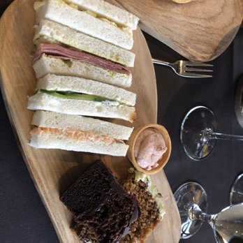 Honey Restaurant - Proscecco Afternoon Tea £25 Gluten Free - British Near Me - Manchester, XGM
