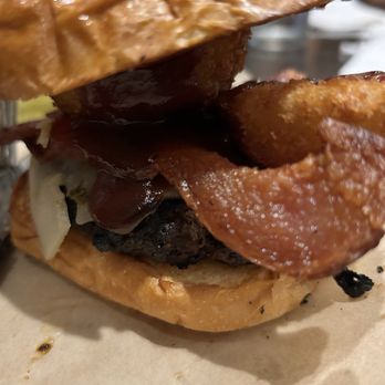 Giovanni Pastrami - Western Wagyu Burger - Bun wasn't fresh and the burger patty was burnt due to what they said was a grease fire. - Pizza Near Me - Honolulu, Hawaii Giovanni Pastrami - Western Wagyu Burger - Bun wasn't fresh and the burger patty was burnt due to what they said was a grease fire. - Pizza Near Me - Honolulu, Hawaii