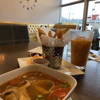 Khamdee Thai Kitchen - Tom Yam Soup, Thai Spring Roll, Thai Ice Tea - Thai Near Me - Massapequa Park, New York Khamdee Thai Kitchen - Tom Yam Soup, Thai Spring Roll, Thai Ice Tea - Thai Near Me - Massapequa Park, New York