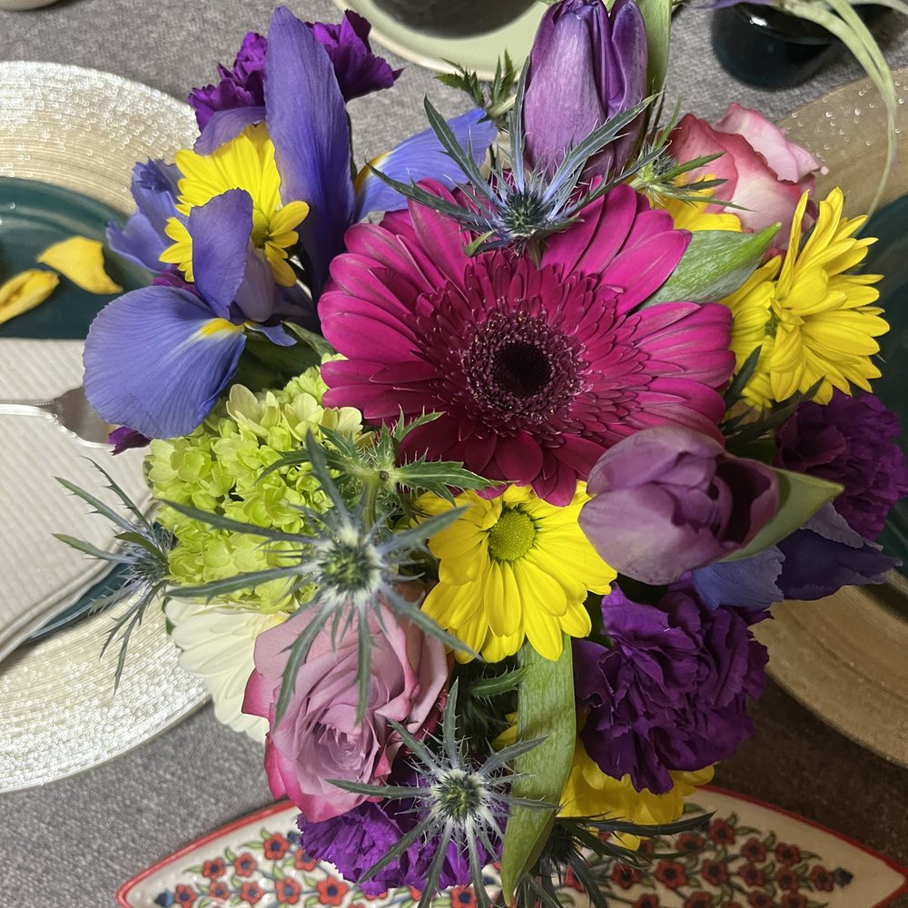 Perry's Petals - Florists Near Me - Cleveland, Tennessee Perry's Petals - Florists Near Me - Cleveland, Tennessee