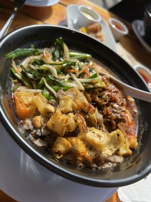 Kinboshi Ramen by null