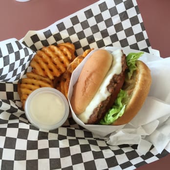Cafe 247 - American Near Me - Lucerne Valley, California