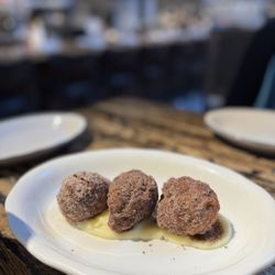 Bar 'Cino Watertown - Bomboloni