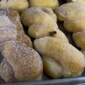Savy Donuts & Smoothies - Delis Near Me - Tustin, California Savy Donuts & Smoothies - Delis Near Me - Tustin, California