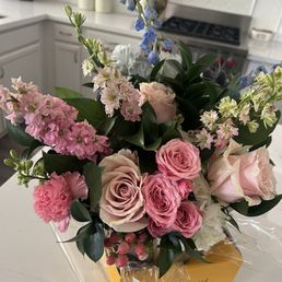 Order two bouquets - one pink and one blue Order two bouquets - one pink and one blue