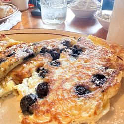 Blue Bell Lodge - Blueberry pancakes