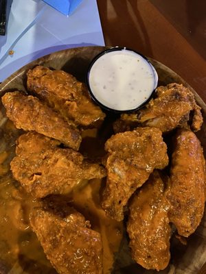 Hooters by null