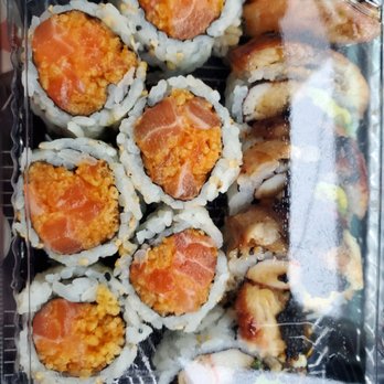 Hug Sushi - Spicy salmon & black dragon - Sushi Bars Near Me - Richmond Hill, Ontario Hug Sushi - Spicy salmon & black dragon - Sushi Bars Near Me - Richmond Hill, Ontario