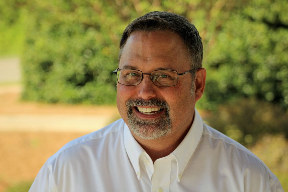 Monte G Kuykendall - grief counselor in Evans, GA