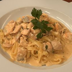 Osteria Dell' Oca - Lachs in Prosecco-Sahnesoße | Osteria dell Oca | Neuer Markt Stralsund