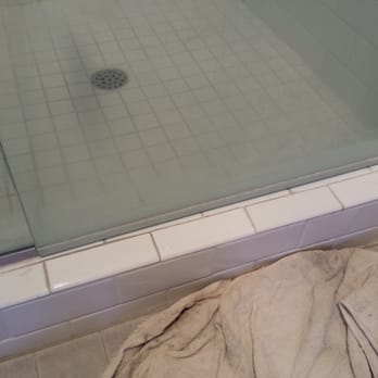 Advanced Design To Finish - Unaligned door where water leaks from while taking a shower - General Contractors Near Me - Santa Clarita, California Advanced Design To Finish - Unaligned door where water leaks from while taking a shower - General Contractors Near Me - Santa Clarita, California