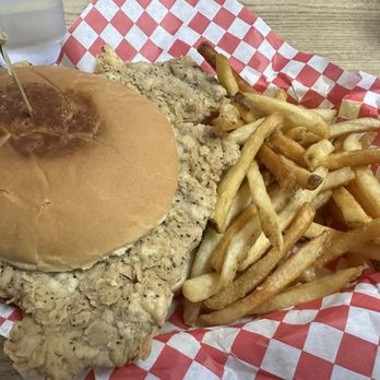 50s Diner - Poe - New American Near Me - Broken Arrow, Oklahoma