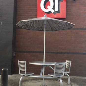 QuikTrip - Outside seating - Convenience Stores Near Me - Tulsa, Oklahoma