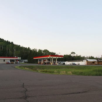 Ryden's Border Store - empty parking lot - Convenience Stores Near Me - Grand Portage, Minnesota Ryden's Border Store - empty parking lot - Convenience Stores Near Me - Grand Portage, Minnesota