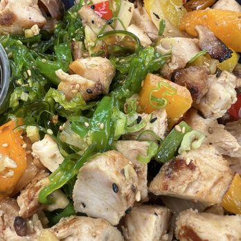 Howdy's Sonrisa Cafe - Up close pic of the delicious chicken teriyaki - Cafes Near Me - Malibu, California Howdy's Sonrisa Cafe - Up close pic of the delicious chicken teriyaki - Cafes Near Me - Malibu, California