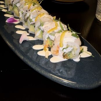 Oiza - Yukoki Roll - Sushi Bars Near Me - Fresno, California