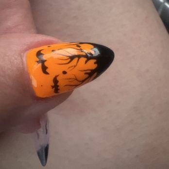Nails City & Spa - Gorgeous Halloween nail design by Kiwi! - Nail Salons Near Me - Valencia, California Nails City & Spa - Gorgeous Halloween nail design by Kiwi! - Nail Salons Near Me - Valencia, California
