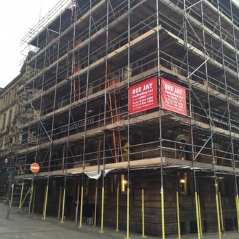 Starbucks - Outside covered in scaffolding December 2015 - Coffee & Tea Near Me - Leeds, XWY