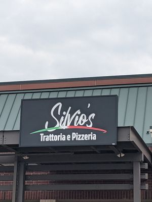 Silvio's Trattoria e Pizzeria by null
