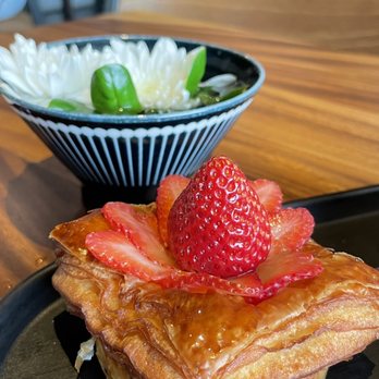 Brian's Coffee Roasters - Strawberry tarte croissant - Coffee Roasteries Near Me - Carrollton, Texas