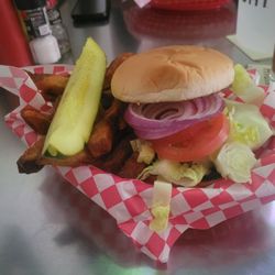 Parlor Sports - Burger with cajun fries