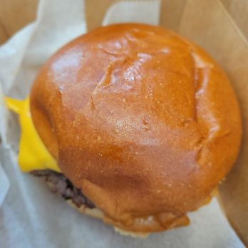 Melt Shop - Kids cheeseburger - Salad Near Me - Garden City, New York Melt Shop - Kids cheeseburger - Salad Near Me - Garden City, New York