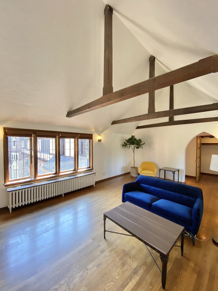 1005 APARTMENTS Updated June 2024 13 Photos 1005 E Roy St, Seattle, Washington