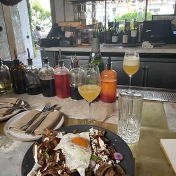 Manuela - Mimosa & Chilaquiles - New American Near Me - Los Angeles, California