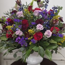 Miss Lora's Flowers and Gifts