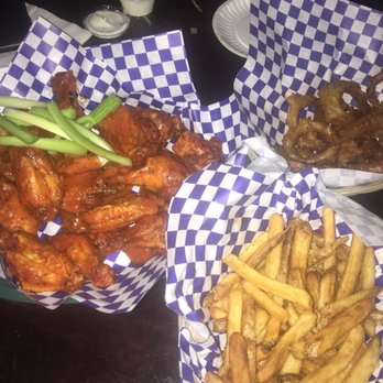 Bird's Nest - Chicken Wings Near Me - Chicago, Illinois