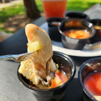 Mariscos El Faro - Size view of oysters - Food Trucks Near Me - Los Angeles, California Mariscos El Faro - Size view of oysters - Food Trucks Near Me - Los Angeles, California