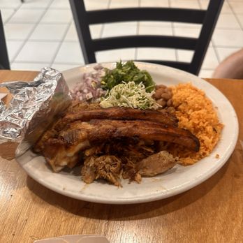 Tight Tacos Kaimuki - 1/4 lb carnitas plate - Tacos Near Me - Honolulu, Hawaii Tight Tacos Kaimuki - 1/4 lb carnitas plate - Tacos Near Me - Honolulu, Hawaii