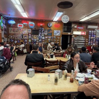 Katz's Delicatessen - Awesome vibes - Delis Near Me - New York, New York Katz's Delicatessen - Awesome vibes - Delis Near Me - New York, New York