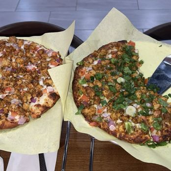 Tandoori Pizza - Achari Chicken on the left & Curry chicken on the right. - Pizza Near Me - Concord, California Tandoori Pizza - Achari Chicken on the left & Curry chicken on the right. - Pizza Near Me - Concord, California