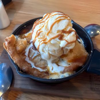 Station 16 - Carmel Apples Pie - Seafood Near Me - Sacramento, California Station 16 - Carmel Apples Pie - Seafood Near Me - Sacramento, California