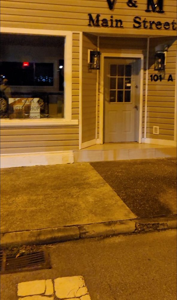 BMOCHA COFFEE SHOP Updated October 2024 101 W Main St, Williamston