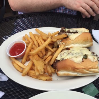 Junior's - Steak sandwich - American Near Me - Albany, New York