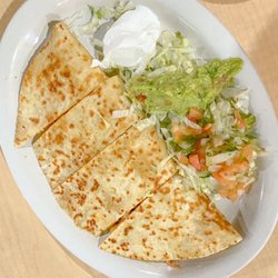 La Fiesta Mexican Grill & Cantina - Chicken quesadilla