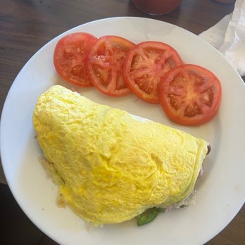 Cajun Kitchen Cafe - Cajun/Creole Near Me - Ventura, California