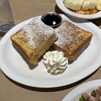 Deboer Bakkerij North - Custard French toast - Bakeries Near Me - Holland, Michigan