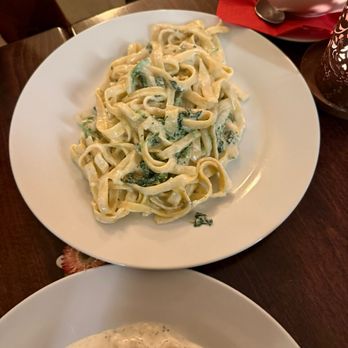 Glaube Liebe Hoffnung - Italian Near Me - Berlin, BE