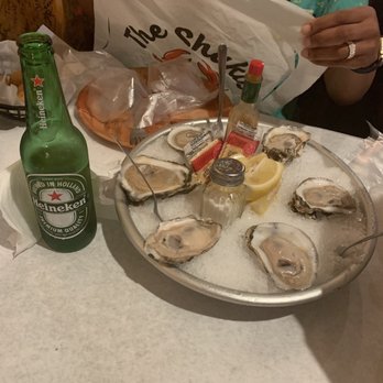 Shakin Crab - when the shaken crab bib in the back - Cajun/Creole Near Me - Manassas, Virginia